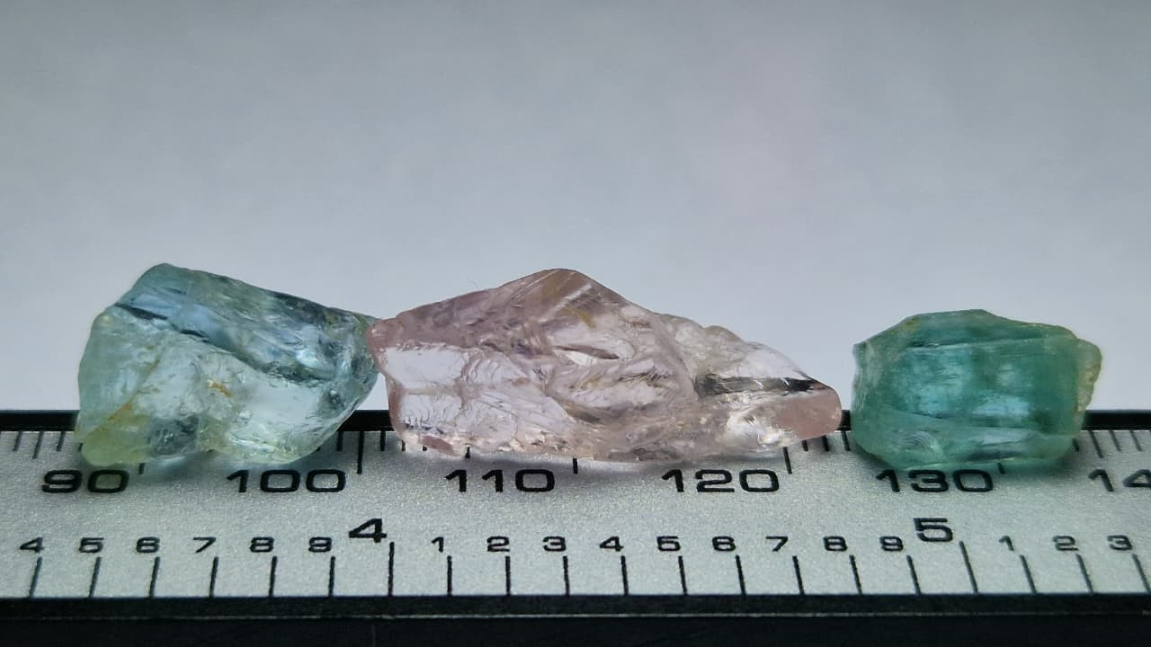 19 Ct. Beryls from Nigeria — view 5